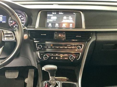 Used 2020 Kia Optima EX image 16