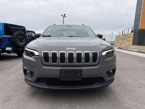 Used 2020 Jeep Cherokee Latitude Plus FWD image 9