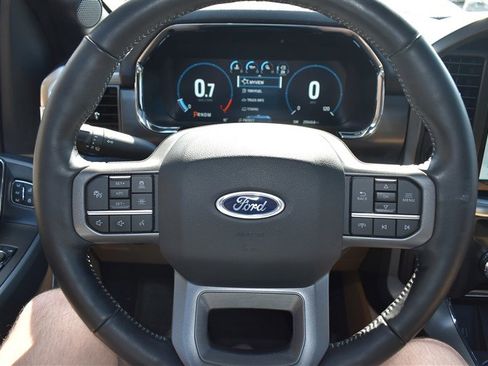 Used 2022 Ford F150 Lariat w/ Equipment Group 502A High image 21