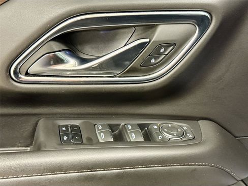 Used 2023 Chevrolet Tahoe High Country AWD/4WD image 18