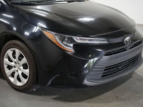 Used 2024 Toyota Corolla LE FWD image 4