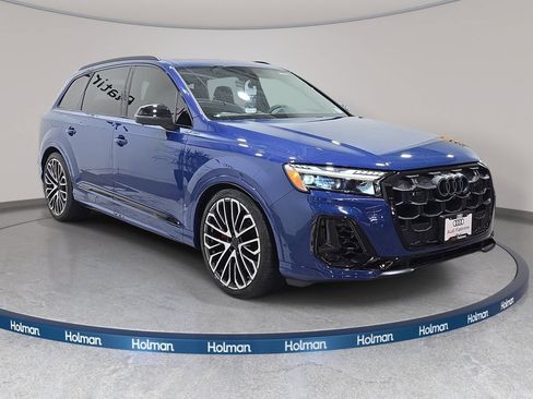 New 2026 Audi SQ7 Prestige AWD/4WD image 3