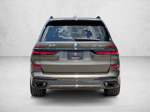 New 2027 BMW X7 xDrive40i w/ M Sport Package AWD/4WD image 8