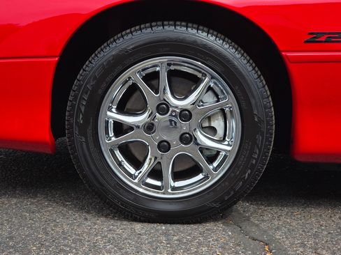 Used 2002 Chevrolet Camaro Z28 w/ Preferred Equipment Group 2 image 40