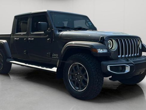 Used 2021 Jeep Gladiator Overland AWD/4WD image 11