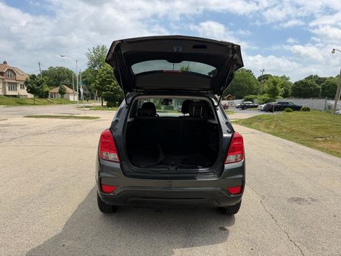Used 2020 Chevrolet Trax LS w/ Tint and Cruise Package FWD image 8