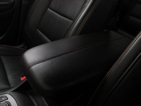 Used 2023 GMC Terrain AT4 image 20