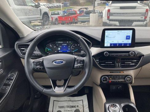 Used 2021 Ford Escape SEL AWD/4WD image 11