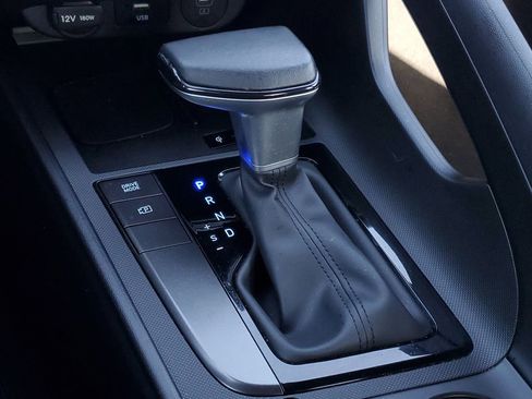 Certified 2025 Hyundai Elantra Sport FWD image 26