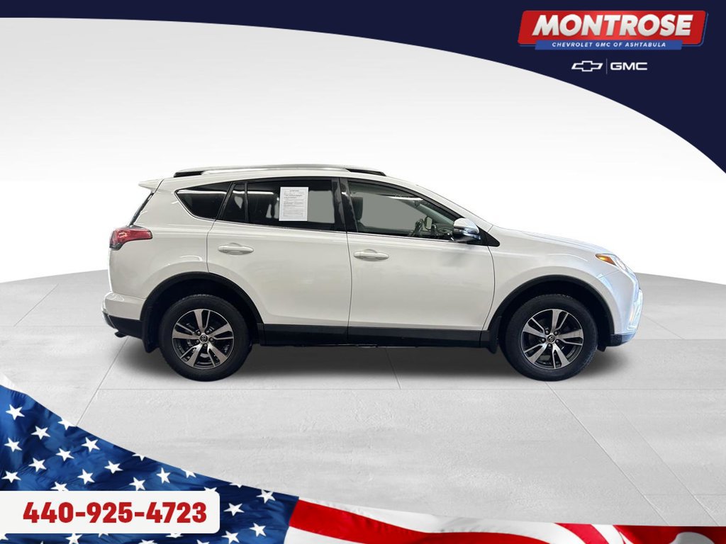 Used 2018 Toyota RAV4 XLE AWD/4WD image 6