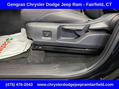 Used 2024 Toyota Tacoma TRD Off-Road AWD/4WD image 13