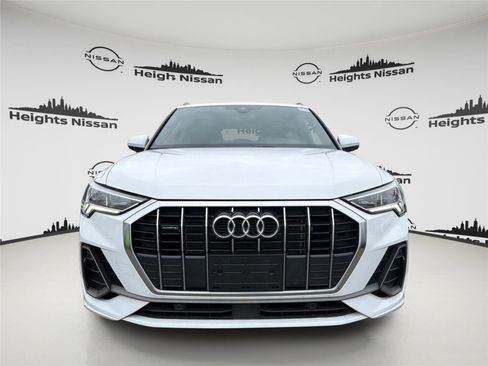 Used 2025 Audi Q3 2.0T Premium image 9