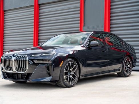 Used 2023 BMW 740i w/ Parking Assistance Package image 1