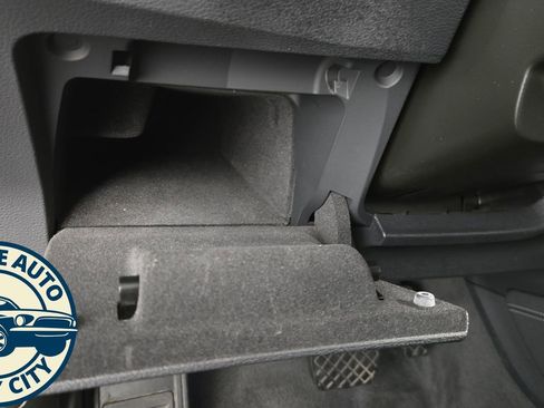 Used 2021 Audi e-tron Premium image 22