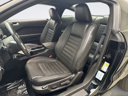 Used 2007 Ford Mustang GT Premium RWD image 11