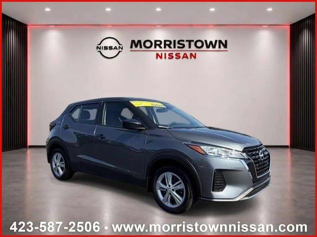 Used 2025 Nissan Kicks Play S FWD image 1