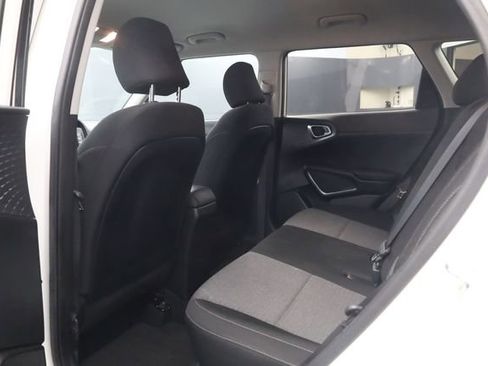 Used 2021 Kia Soul S image 20