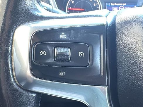 Used 2020 Chevrolet Blazer LT FWD image 13
