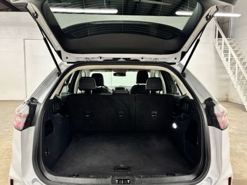 Used 2024 Ford Edge SEL AWD/4WD image 24
