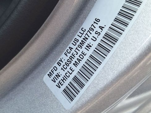 Used 2021 RAM 1500 Laramie image 35