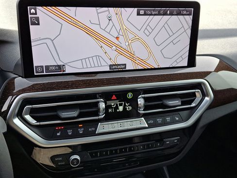 Certified 2023 BMW X3 xDrive30i w/ Premium Package image 17