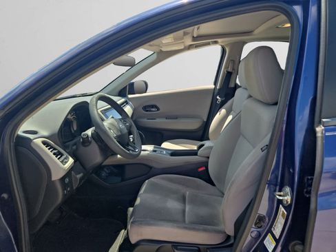 Used 2016 Honda HR-V EX image 9