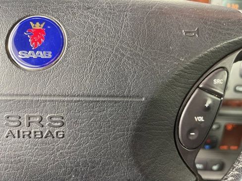 Used 2001 Saab 9-3 SE image 10