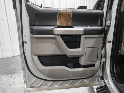 Used 2018 Ford F150 Lariat image 46