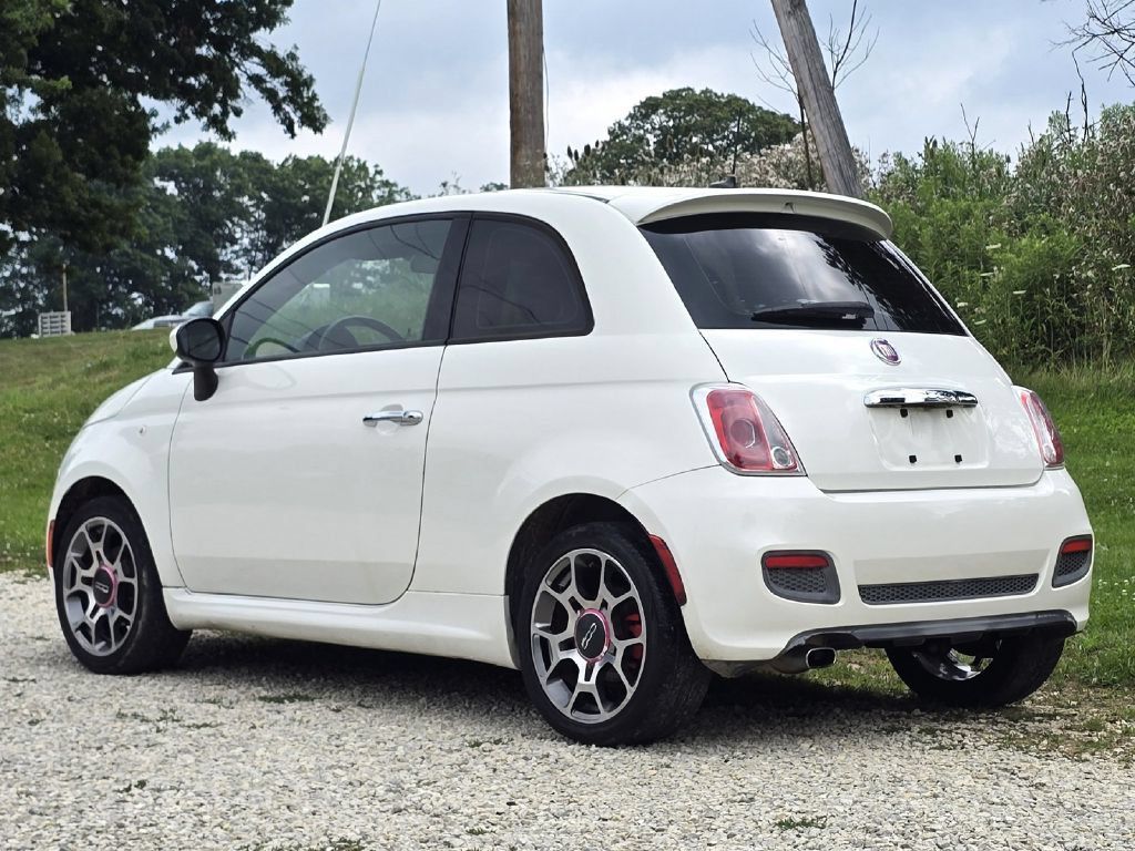 Used 2015 FIAT 500 Sport w/ Comfort/Convenience Group FWD image 4