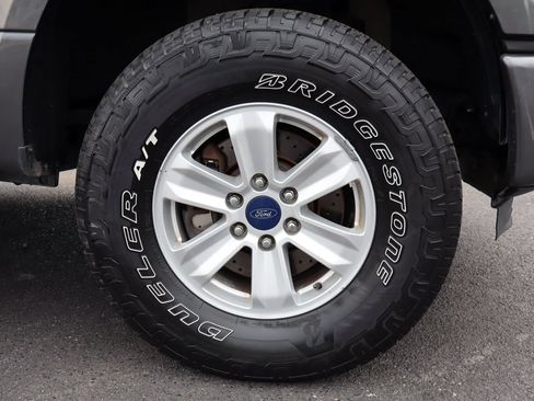 Used 2015 Ford F150 XL w/ Equipment Group 101A Mid AWD/4WD image 44