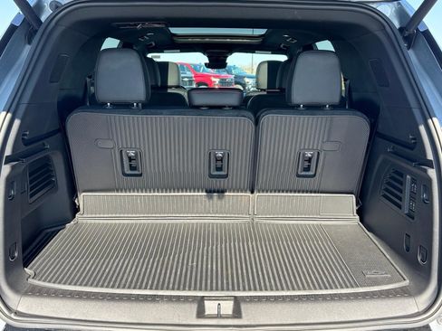 Certified 2024 Chevrolet Traverse RS w/ LPO, Floor Liner Package AWD/4WD image 4