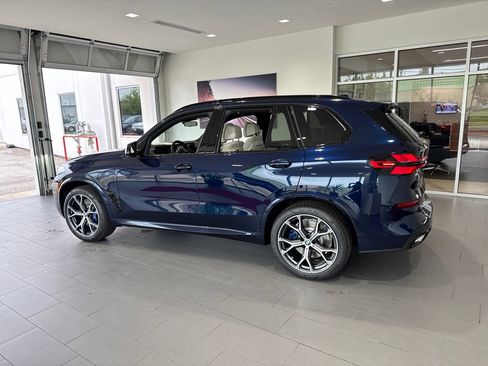 New 2026 BMW X5 xDrive50e w/ Executive Package AWD/4WD image 5