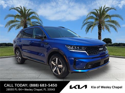 Certified 2023 Kia Sorento EX w/ Panoramic Sunroof Package FWD image 1