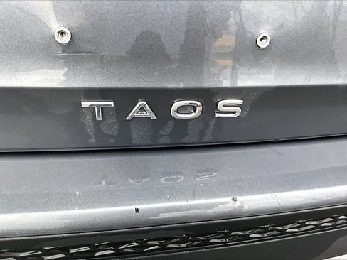 Used 2025 Volkswagen Taos S AWD/4WD image 28