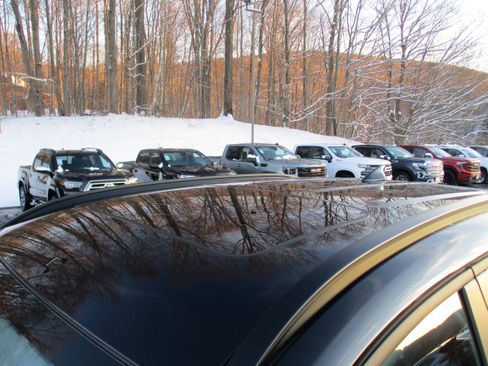 Used 2023 Hyundai Santa Cruz Night image 11