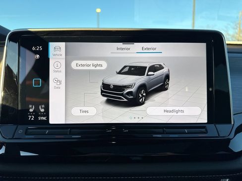 New 2025 Volkswagen Atlas Cross Sport SE image 19