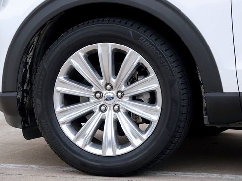 Used 2020 Ford Explorer Limited w/ Class III Trailer Tow Package RWD image 26