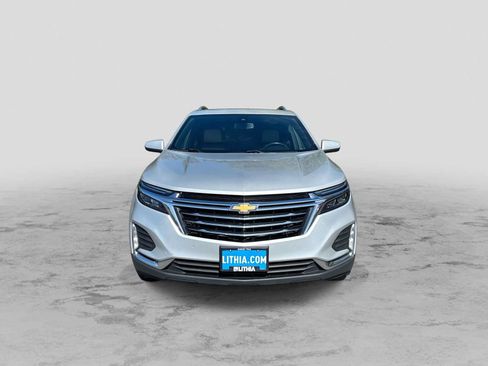 Used 2022 Chevrolet Equinox Premier AWD/4WD image 3