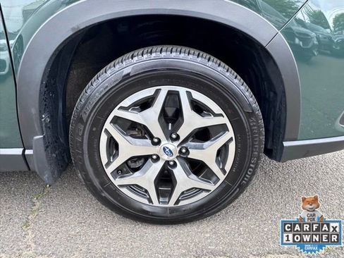 Used 2023 Subaru Forester Premium AWD/4WD image 33