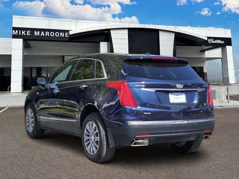 Used 2017 Cadillac XT5 Luxury w/ Driver Awareness Package AWD/4WD image 3