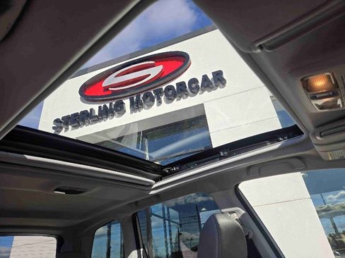 Used 2015 Subaru Forester 2.5i Limited image 14