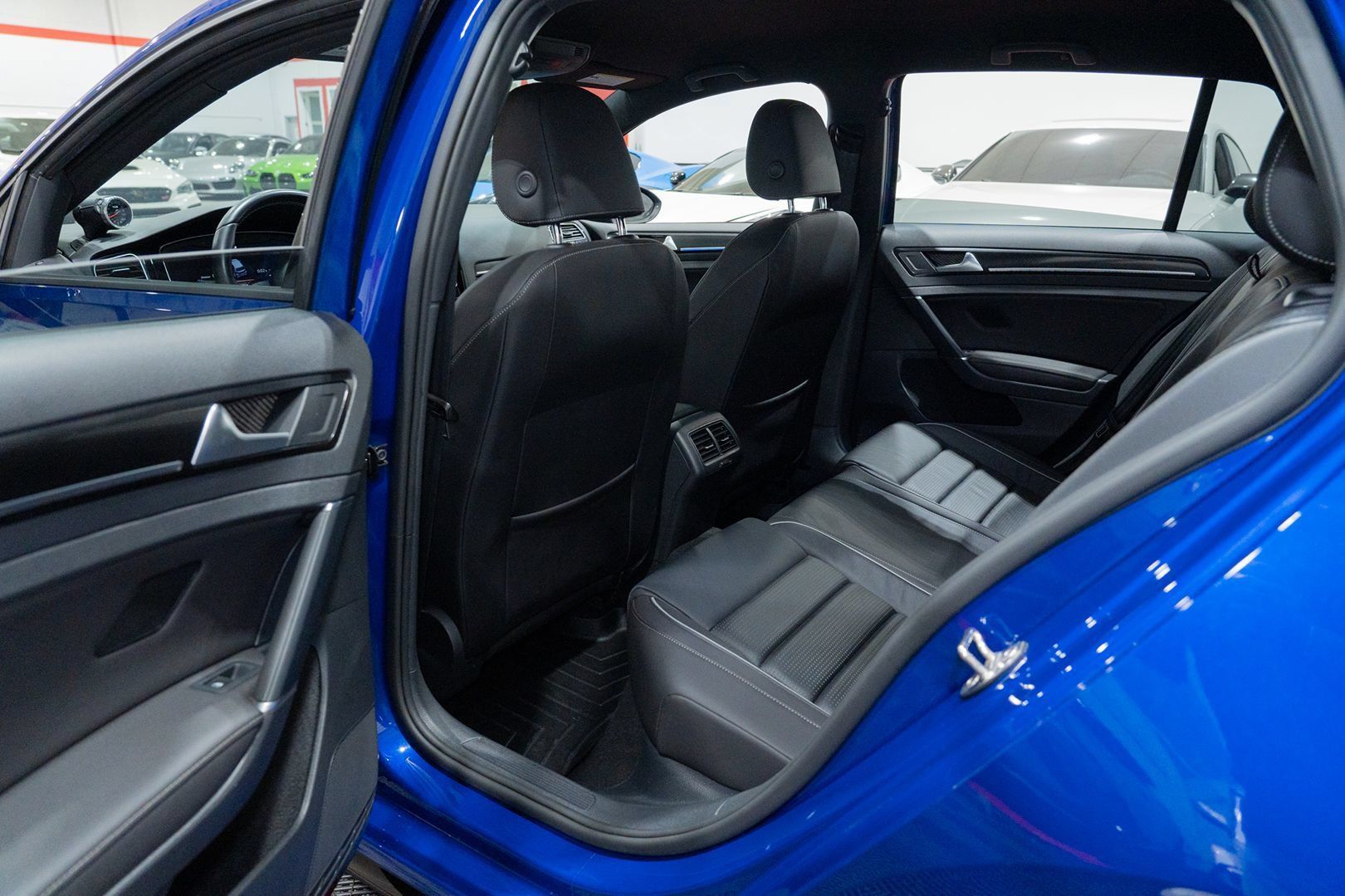 Used 2019 Volkswagen Golf 4-Door AWD/4WD image 20
