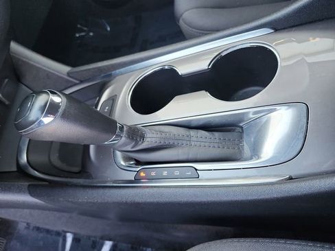 Used 2020 Chevrolet Malibu LT image 25