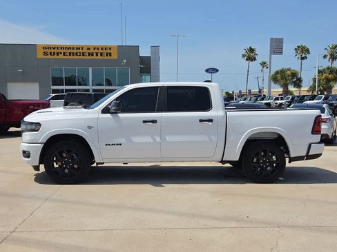 New 2026 RAM 1500 Laramie AWD/4WD image 11