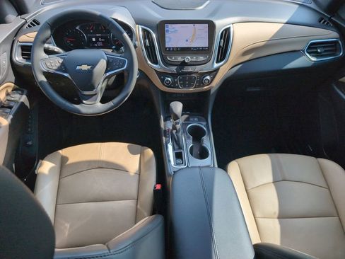 Used 2023 Chevrolet Equinox Premier AWD/4WD image 31