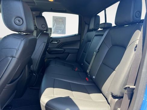 Used 2025 GMC Canyon Elevation w/ Convenience Package RWD image 11