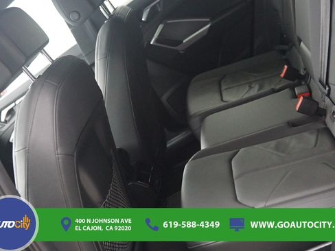 Used 2019 Audi Q3 2.0T Premium AWD/4WD image 14