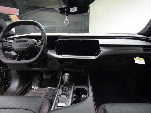 New 2026 Dodge Charger R/T AWD/4WD image 21