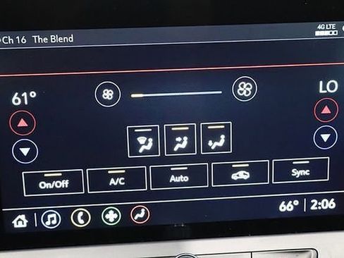 Used 2023 Chevrolet Blazer LT image 39