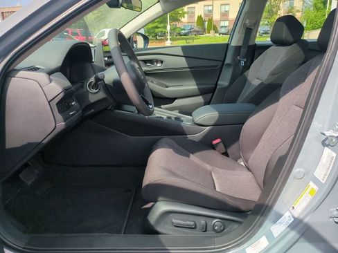 Used 2026 Honda Accord SE image 12